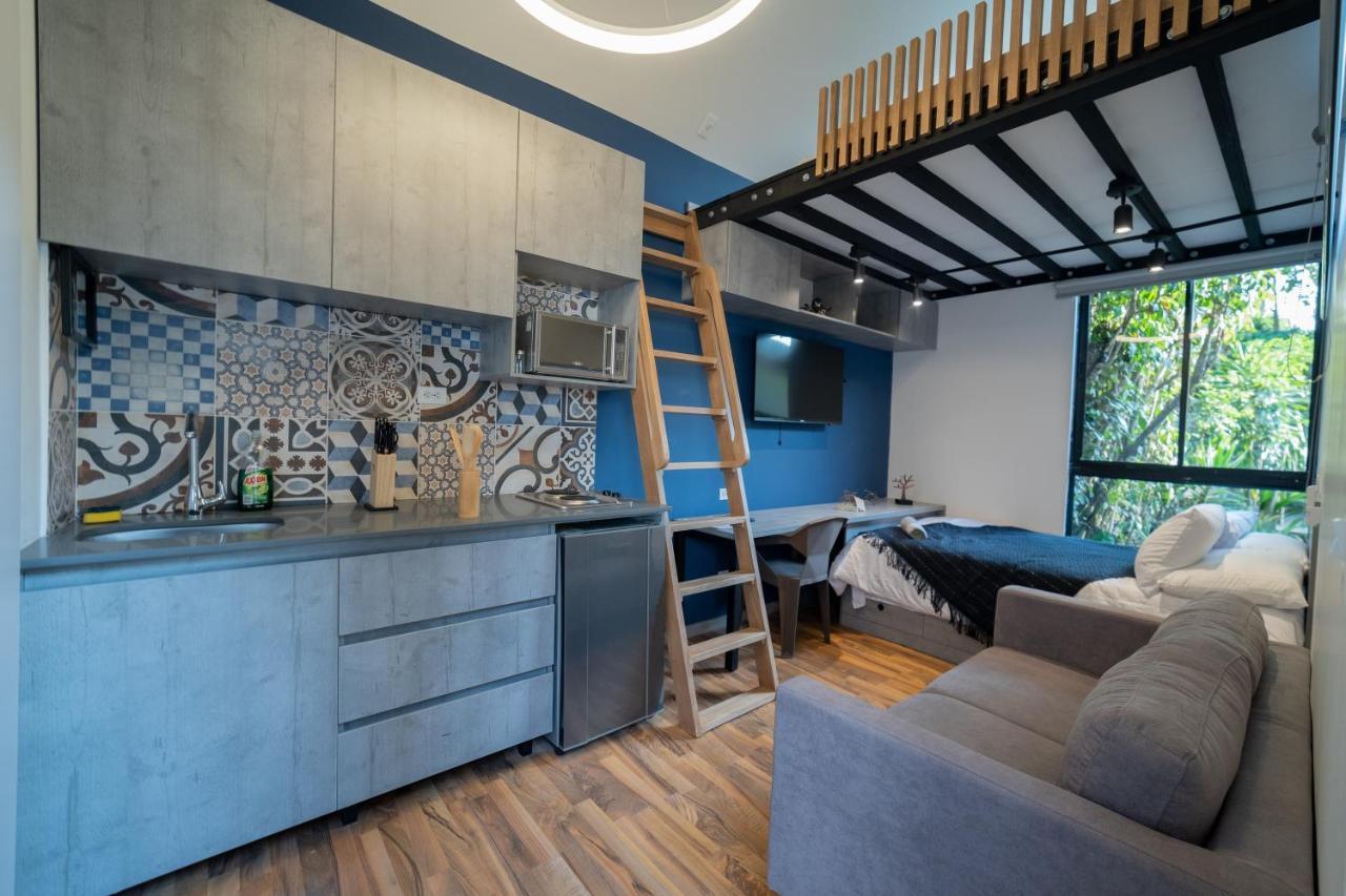 Villa Moderna Casa Pequena En El Poblado Mde A106